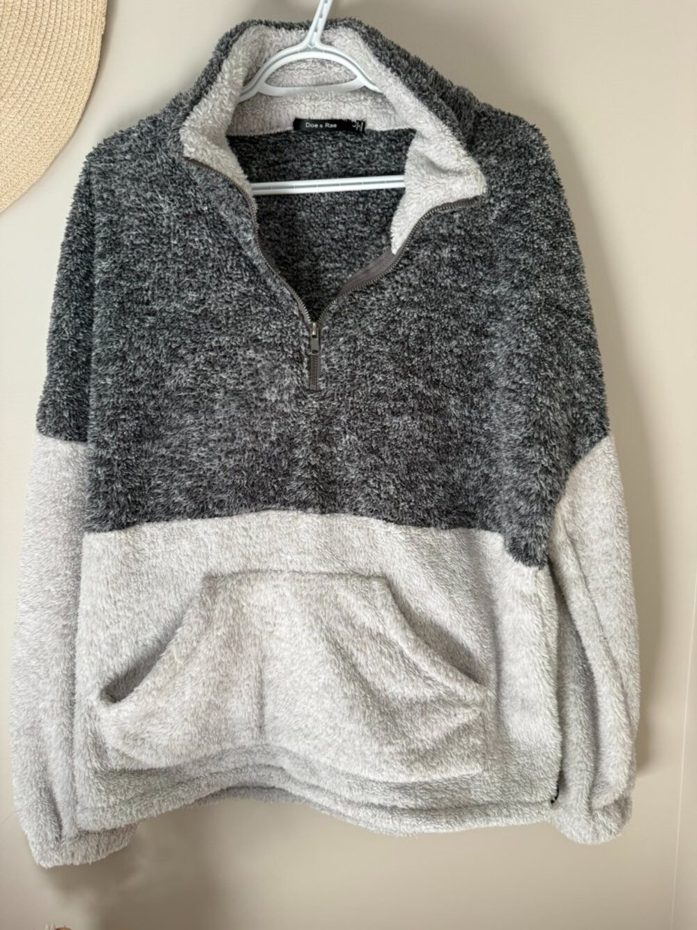Doe & Rae Sherpa Quarter-Zip Colorblock Pullover - Picture 2 of 5